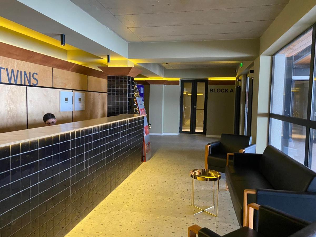 Twins Apartment Delux 2, New גודאורי מראה חיצוני תמונה
